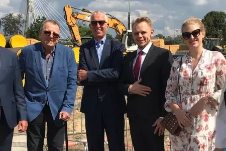 Saint-Gobain partnerem inwestycji "Pracownia Przewrotu Kopernikańskiego"