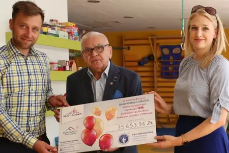 Drużyna Saint-Gobain Squad wsparła leczenie Izy
